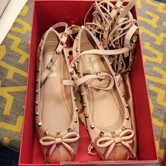 Valentino Rockstud Satin blush ballerina shoes size 39 - Picture 3 of 9